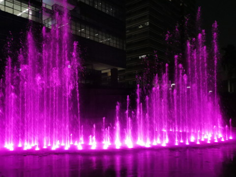 噴泉公司應該如何進行設計？